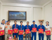 TRUNG THU TRAO QUÀ – TRAO CẢ YÊU THƯƠNG