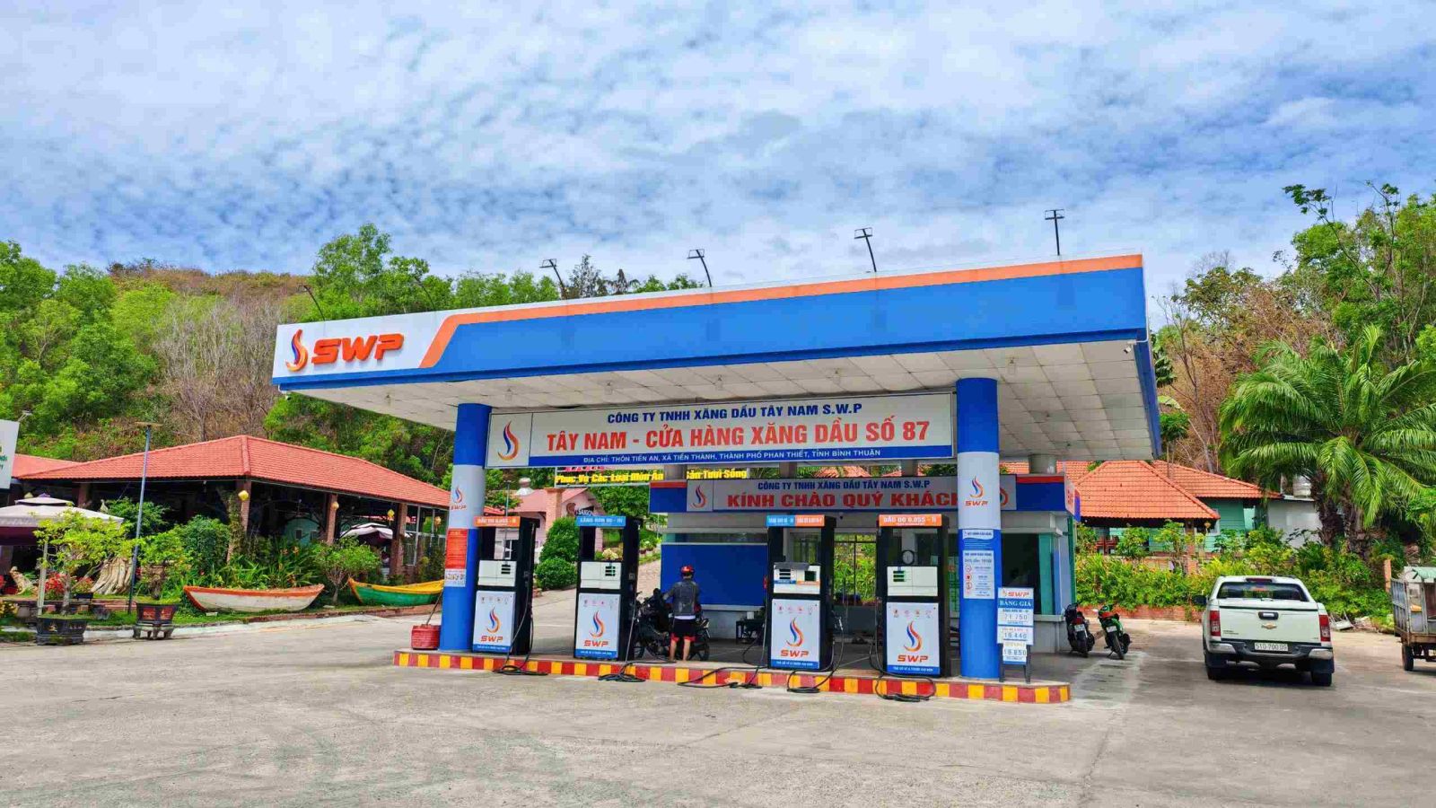 Một cửa hàng xăng dầu của Tây Nam SWP.
