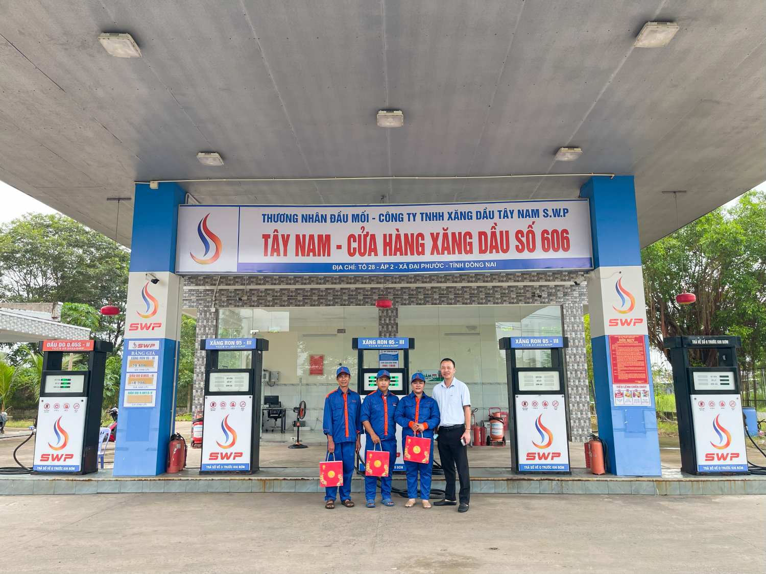 Tây Nam S.W.P tri ân đội ngũ nhân viên nhân dịp Tết Trung Thu 2025