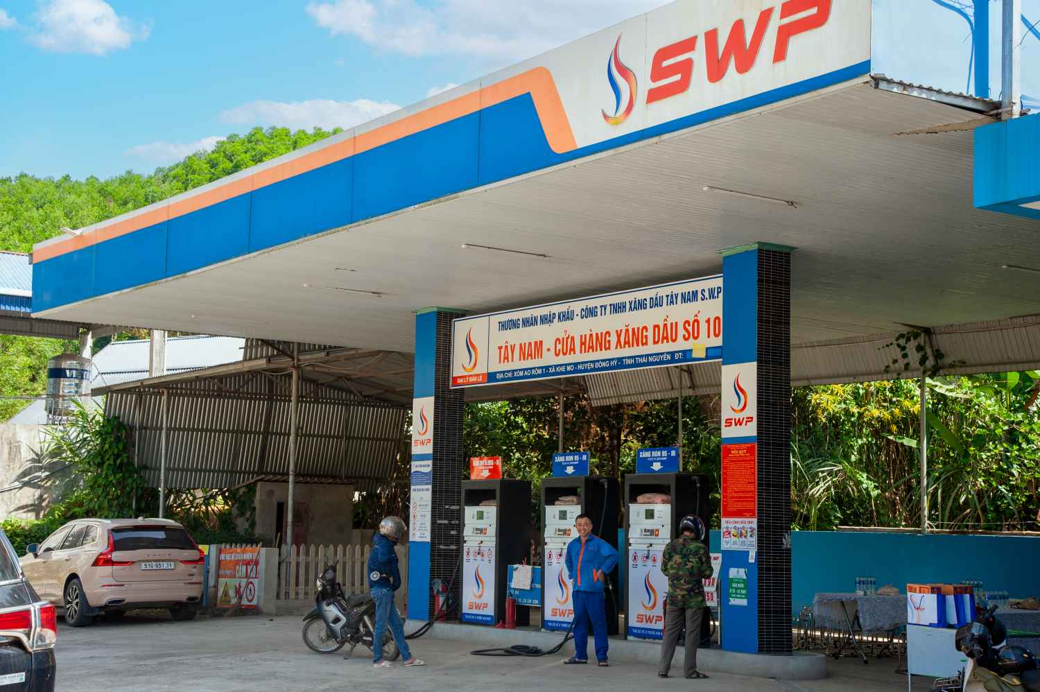 Tây Nam SWP cập nhật giá xăng dầu ngày 30/10/2025.