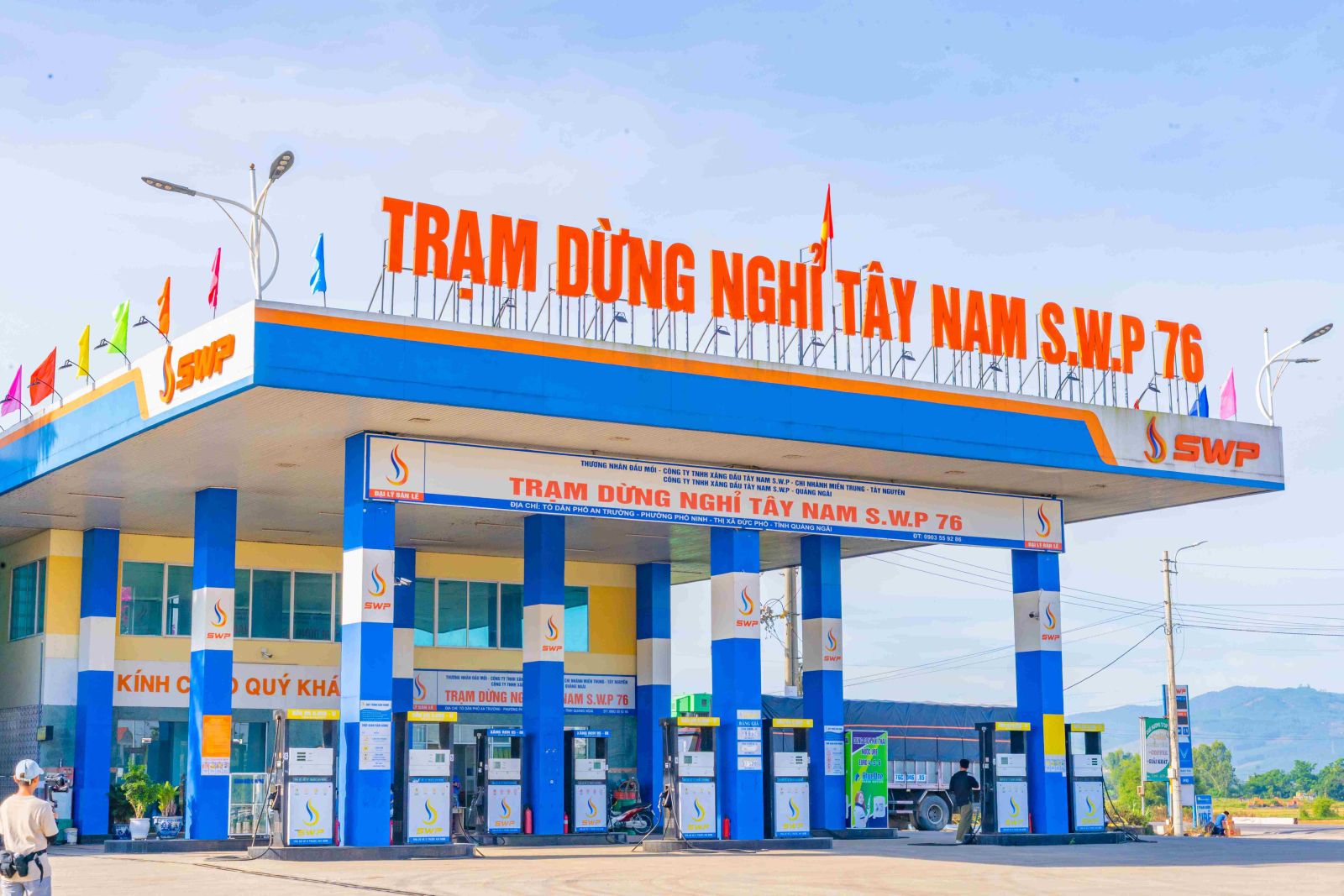Tây Nam SWP là thương nhân đầu mối xăng dầu luôn hướng tới chất lượng dịch vụ và giá cả tốt nhất, đảm bảo lợi ích của người tiêu dùng.